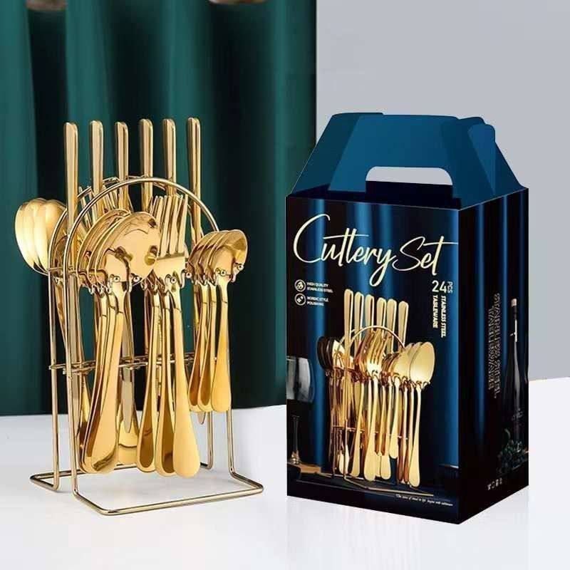 Gold cutlery set