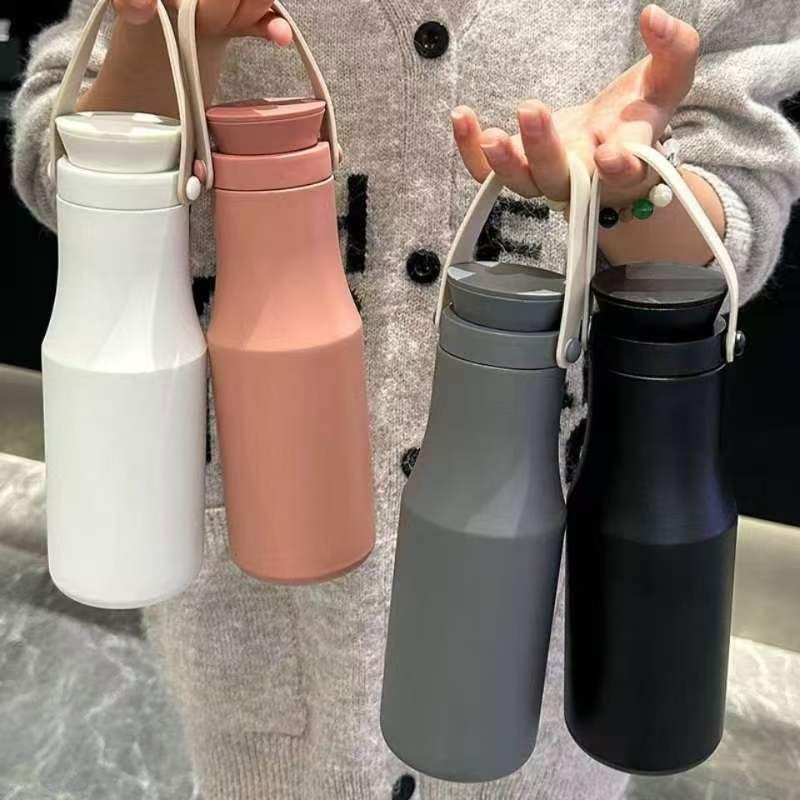 700ml insulated water bottle